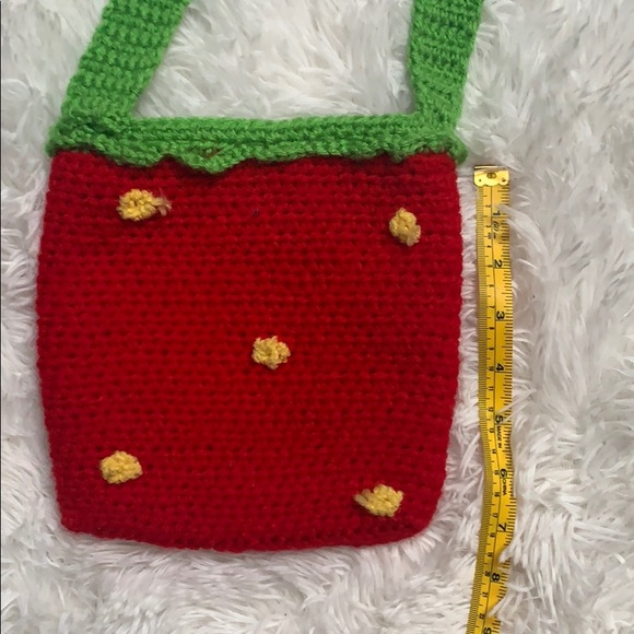 Handmade - crochet strawberry purse - Picture 3 of 5